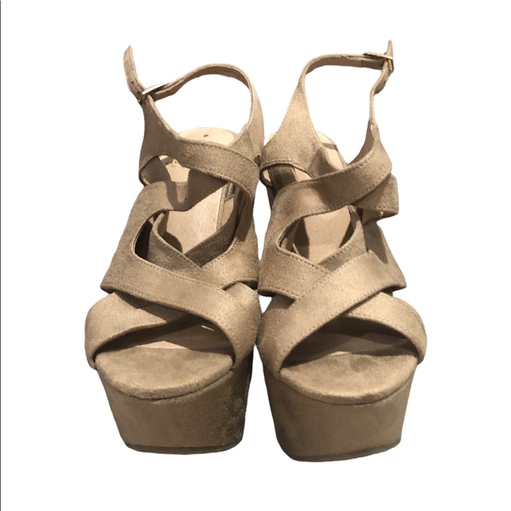 Kelsi Dagger Nelly Wedge Heals